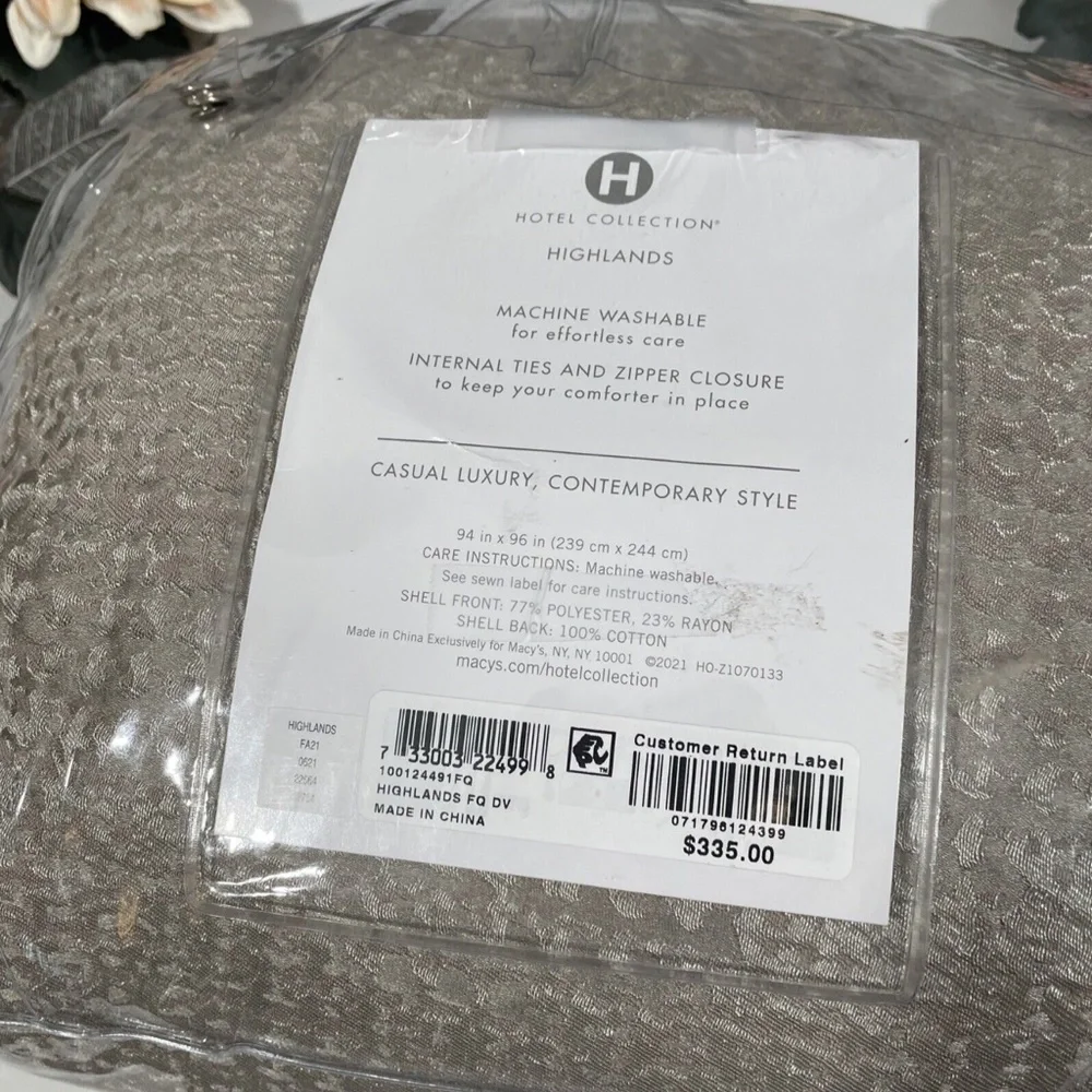 NWD $335 [ Full/ Queen‎ ] Duvet Cover for Hotel Collection Highlands